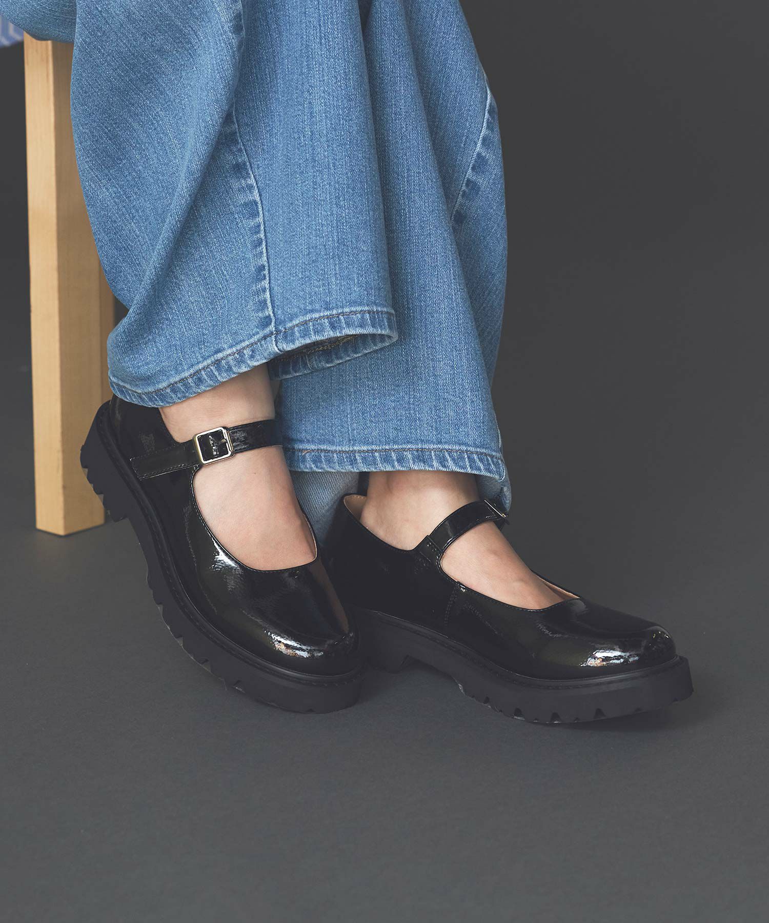 Gready Brilliantエナメルメリージェーン | SEKIMIKI Online