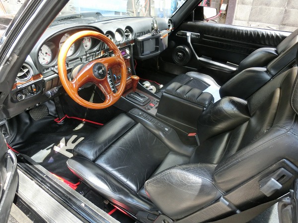 東京都O様 W107 500SL ケーニッヒ レストア 入庫編】 - 神津店長の