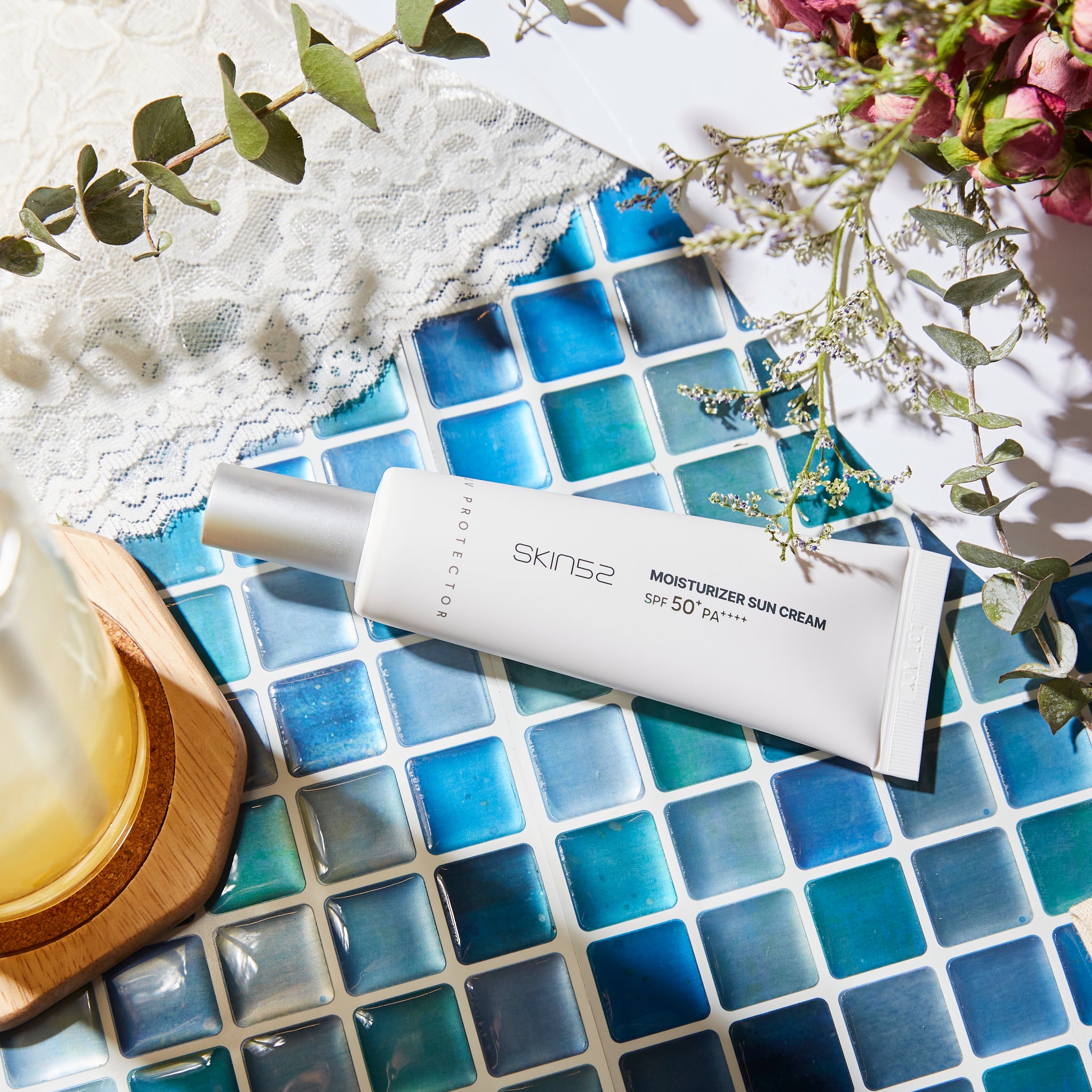 モイスチャライザーUVクリーム SPF50+ PA++++｜保湿タイプ日焼け止め