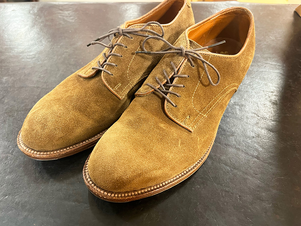 中古で手に入れたAlden（オールデン）モディファイドラストのスエード