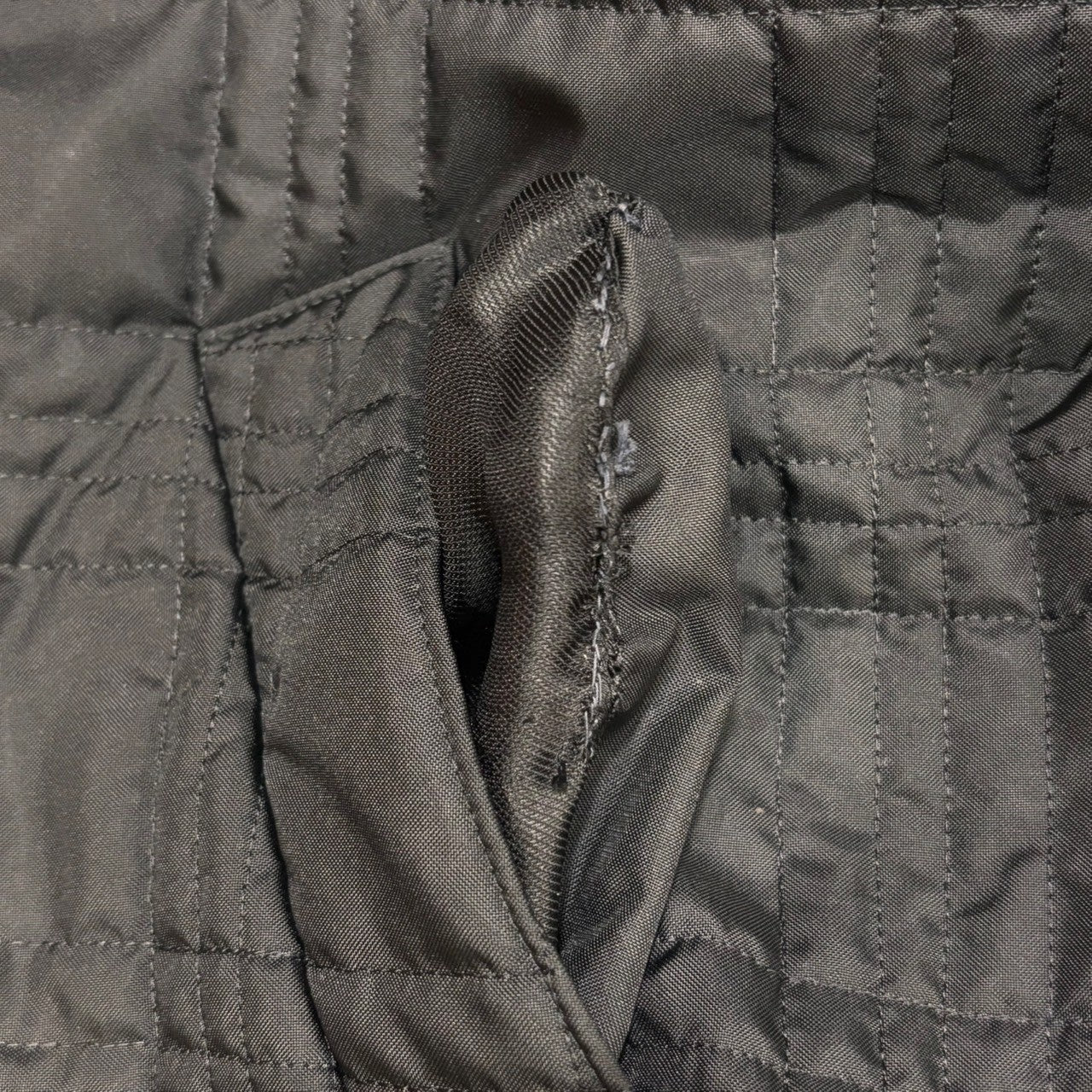 miumiu(ミュウミュウ) 00's Archive Nylon Quilted Stencil Collar