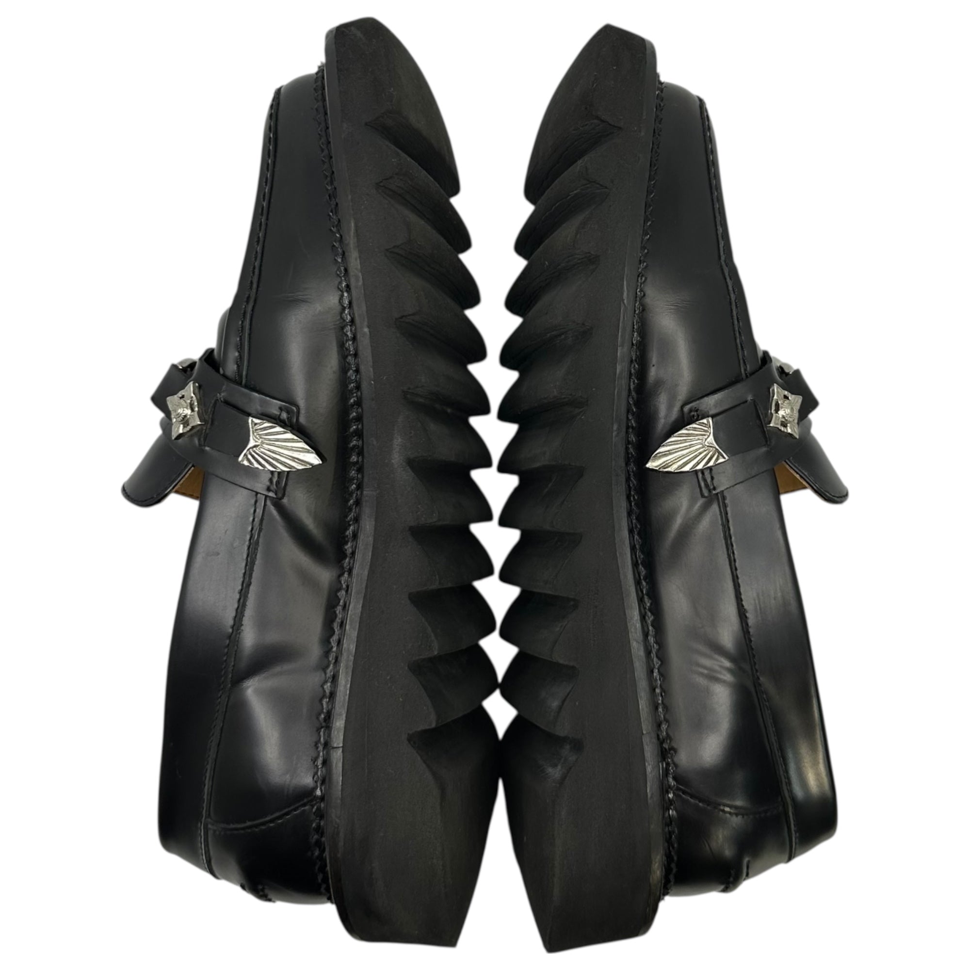 TOGA PULLA(トーガプルラ) Shark Sole Metal Bit Leather Loafer