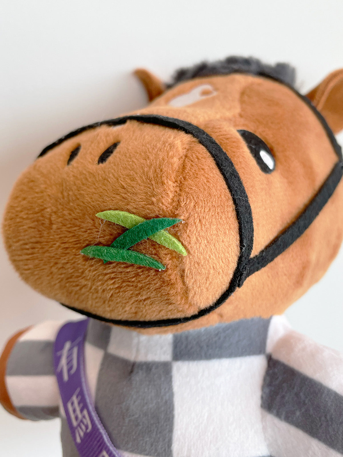 netkeibaオリジナル】ドウデュース・ぬいぐるみ中｜netkeiba