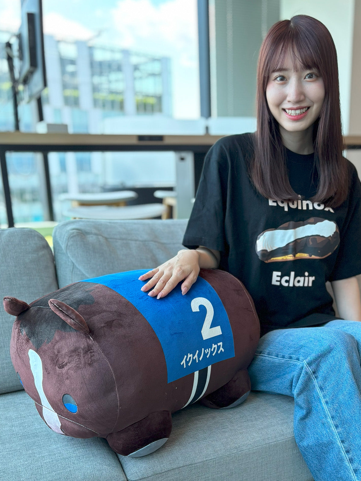 イクイノックス・もちもちぬいぐるみクッション｜netkeiba