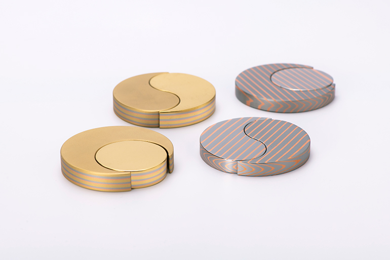 新潟直送計画】ペーパーウェイト – アイチテクノメタルフカウミ株式会社