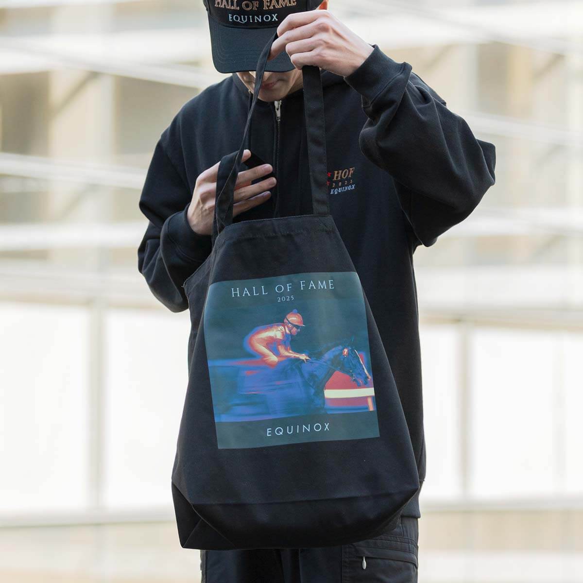 トートバッグ イクイノックス 顕彰馬記念 - 競馬グッズの通販サイト
