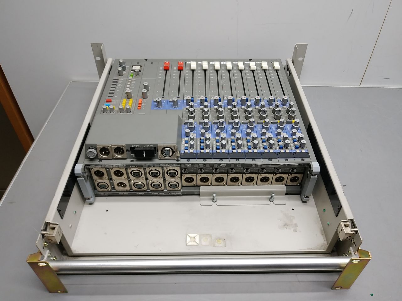 sigma CSS-82L 8ch compact audio mixer | VIVID Online Shop