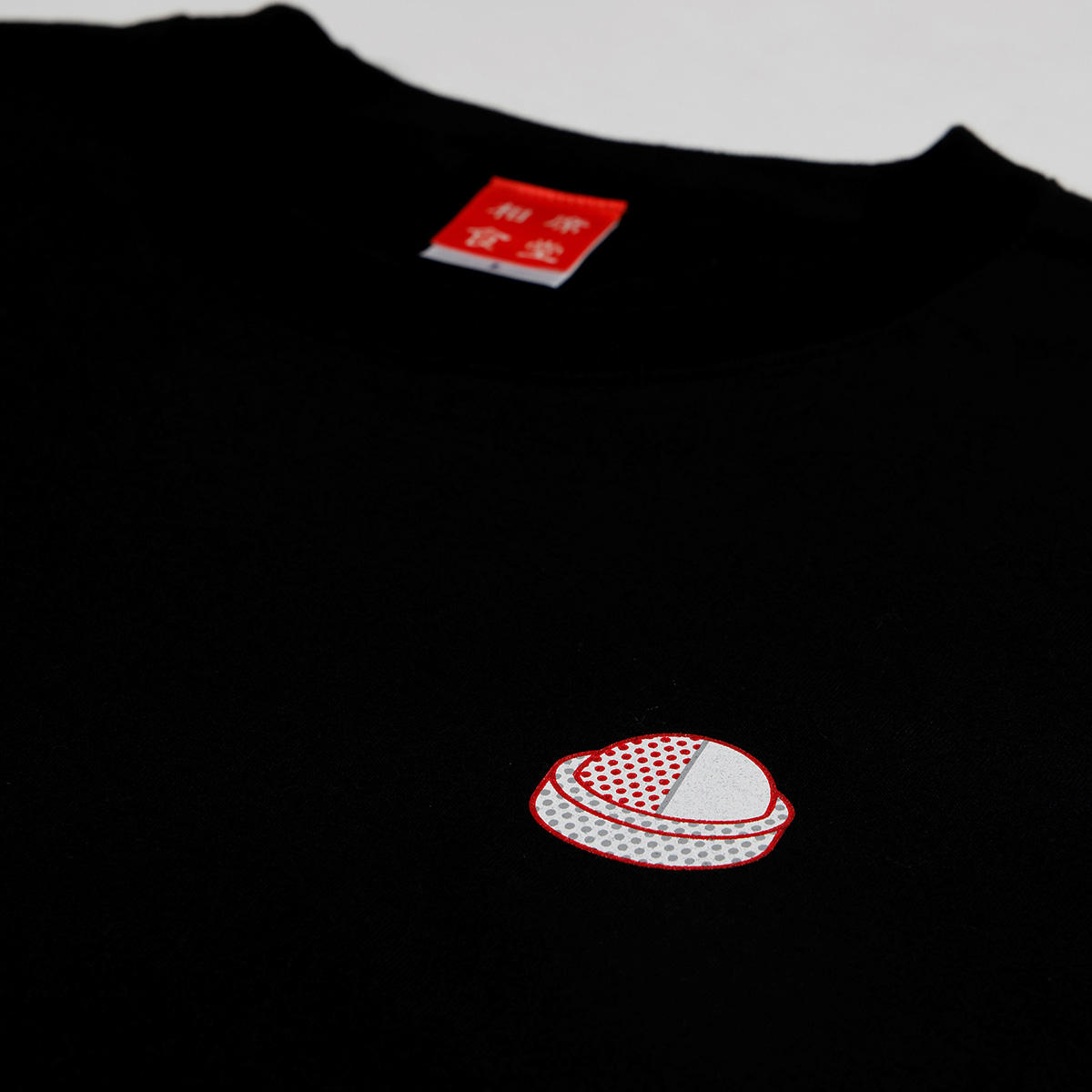 相席食堂ちょっと待てぃ!!ボタンTシャツ | ABCミッケ｜【公式】ABC