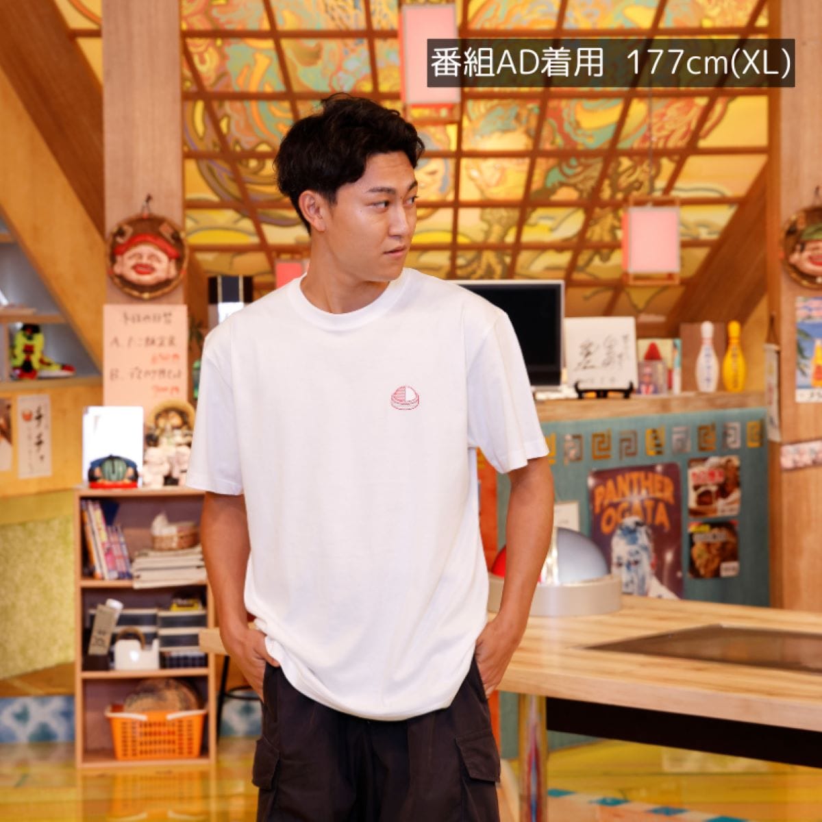 相席食堂ちょっと待てぃ!!ボタンTシャツ | ABCミッケ｜【公式】ABC