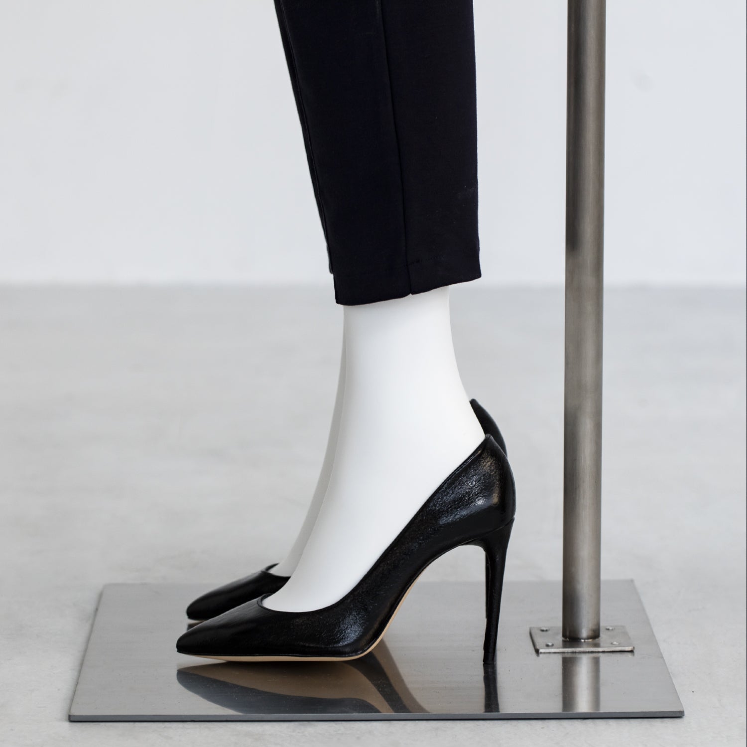 レディース マネキン ポージングタイプ｜おしゃれな什器の企画・製造