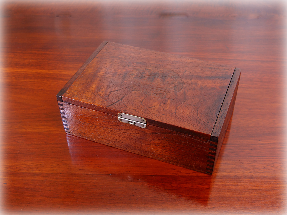 キューバン・マホガニー メイクアップボックス｜アンティーク家具