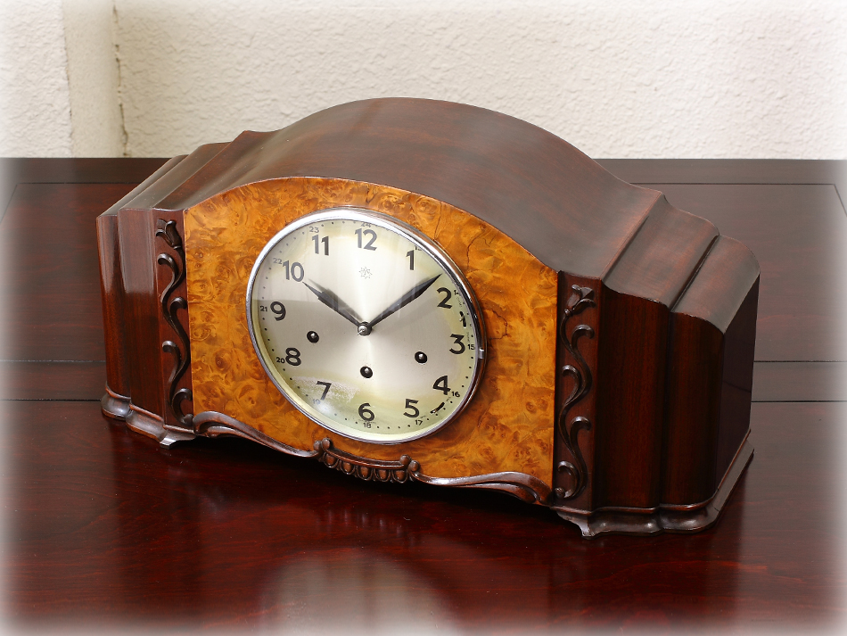 ユンハンスJunghans ウェストミンスターオールドマントルクロック