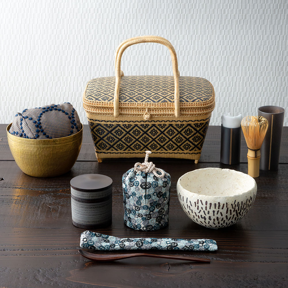 旅持ち茶籠「万歳楽」ミナ ペルホネン: インテリア・ライフスタイル