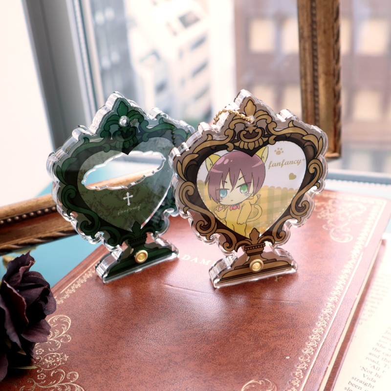 缶バッジアクリルフレーム ゴシックハートミラー レッド| FUKUYA