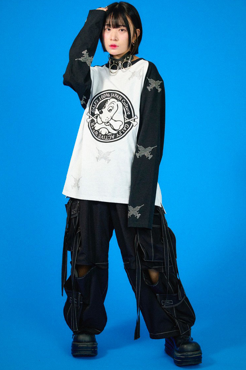 GALFY (ガルフィー) ピカピカ注射器ラグランロン Tee BLACK / ロック