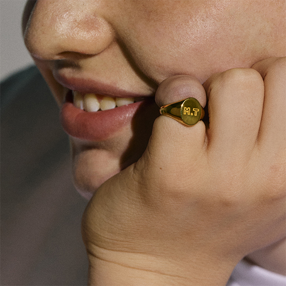 純金 シグネットリング オーバル型 | 高品質 金・プラチナ