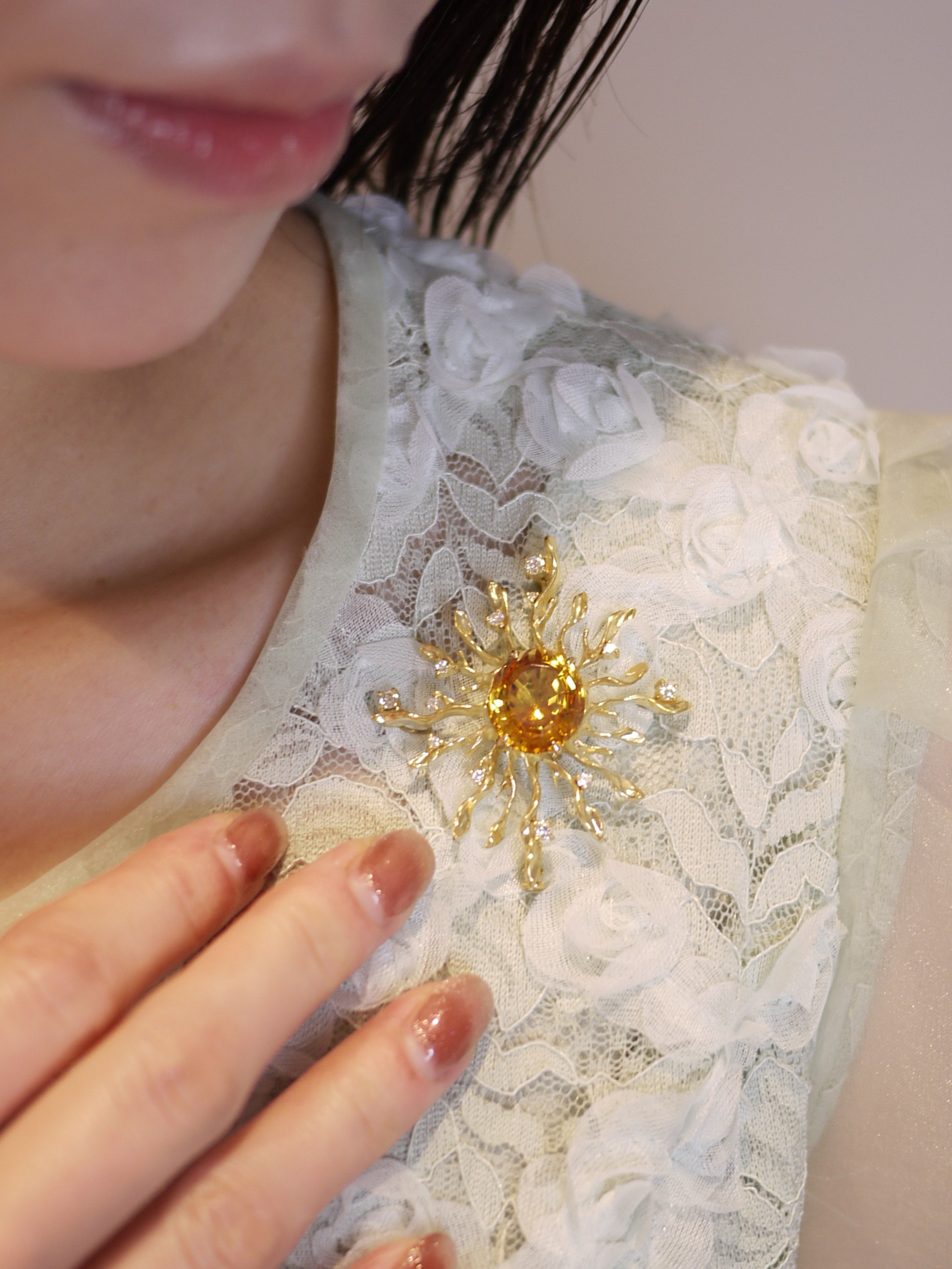 ヒトミハマ公式オンラインショップ / シトリン ダイヤ ブローチ｜水瓶