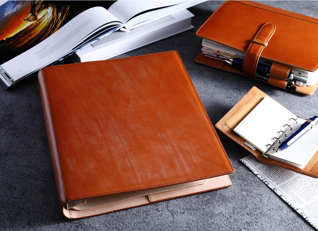ブライドルレザー・ルーズリーフバインダー（A5） | 10年使い続け