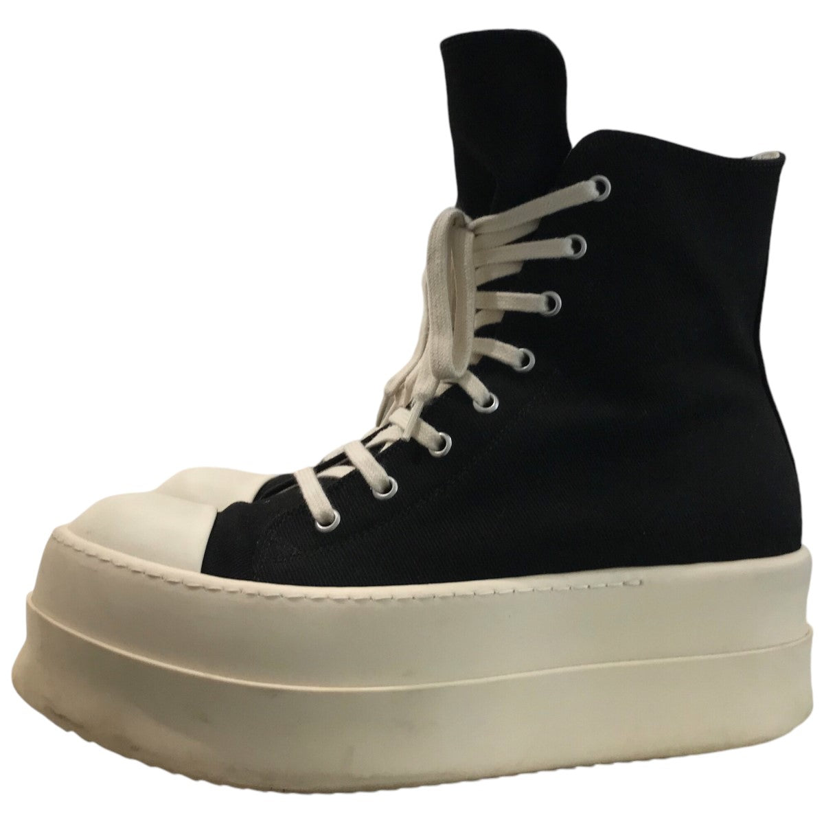 DRKSHDW(ダークシャドウ) 「Mega Bumper Sneaks」メガバンパー