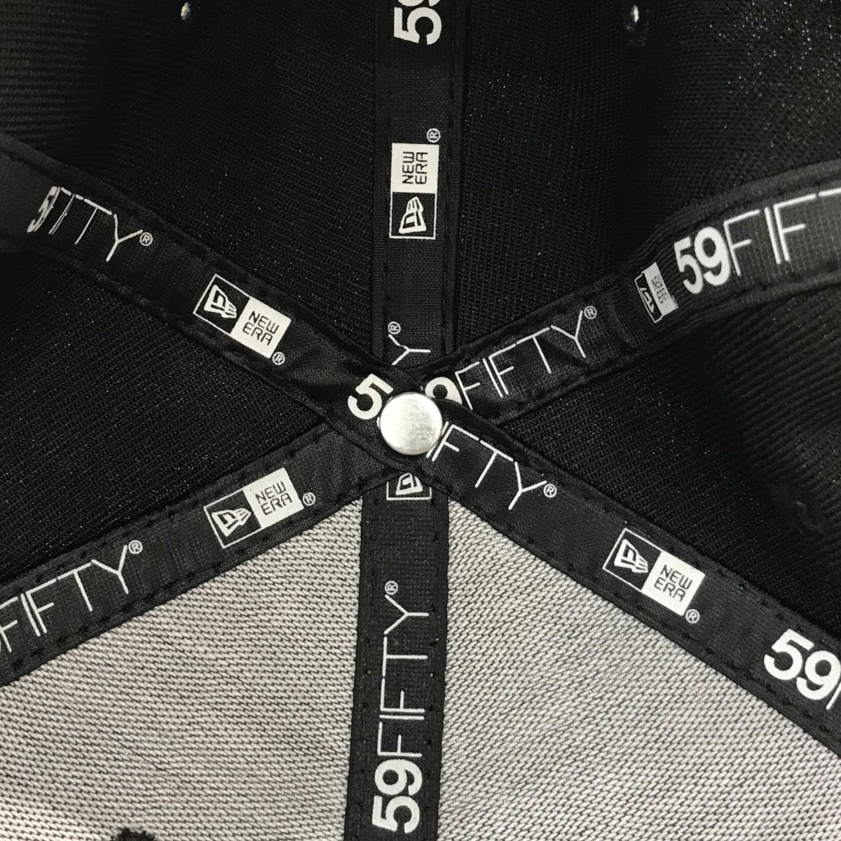 Supreme×New Era 25AW「Breast Cancer Awareness Box Logo New Era