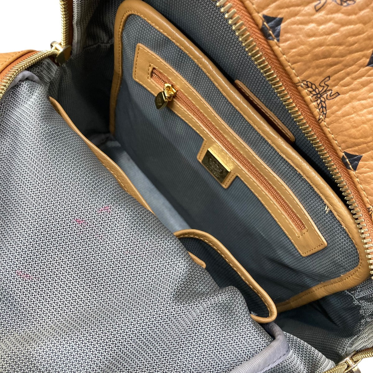 MCM(エムシーエム) サイドスタッズ バックパックバックパック ブラウン