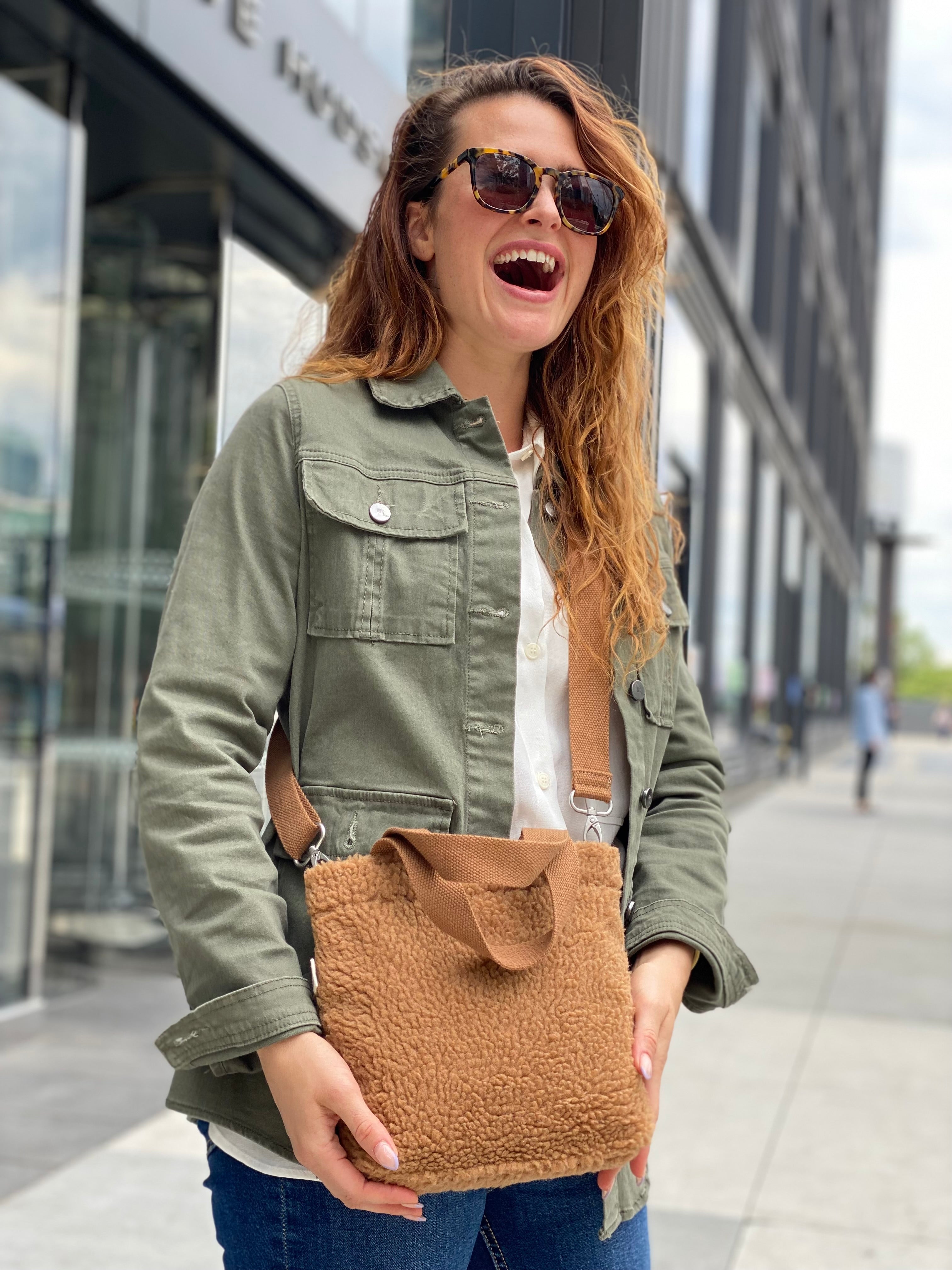 Midi Town Crossbody Bag: Mocha Sherpa – Quilted Koala