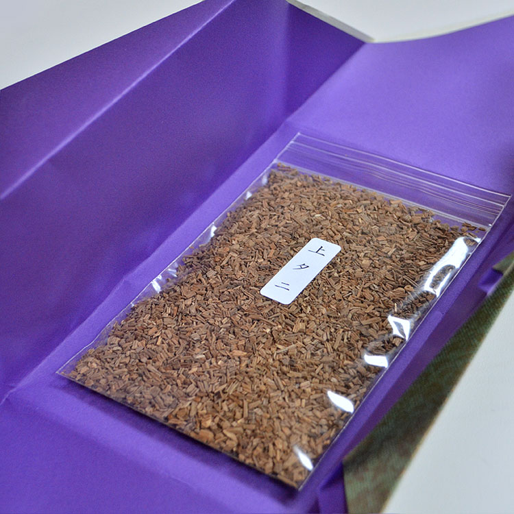 楽天市場】【桐箱】沈香［極上シャム］20g タトウ紙・桐箱入り【長川