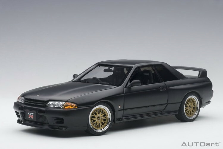 楽天市場】オートアート 1/18 日産 スカイライン GT-R（R32）V-SPEC 2