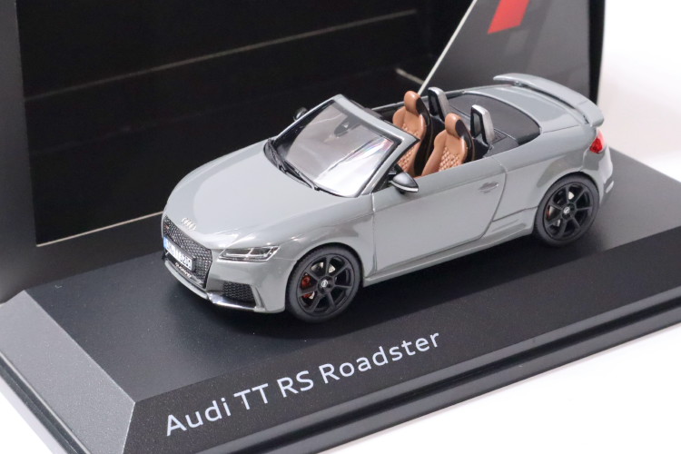 楽天市場】ノレブ 1/43 アウディ TT RS クーペ レッドダイキャストカー