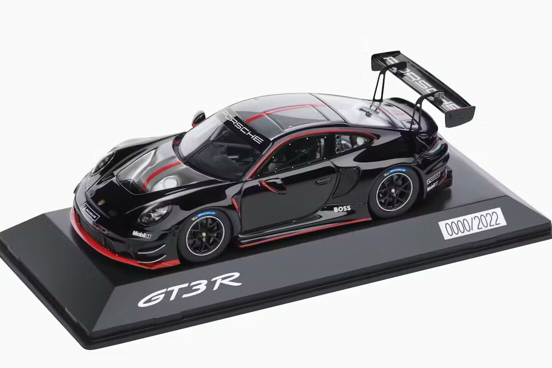 楽天市場】スパーク 1/43 ポルシェ 911 (930) ターボ 3.0 ガードレッド