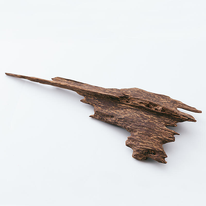 楽天市場】【沈香・香木】タニ沈香（約288グラム 長さ約17.5センチ