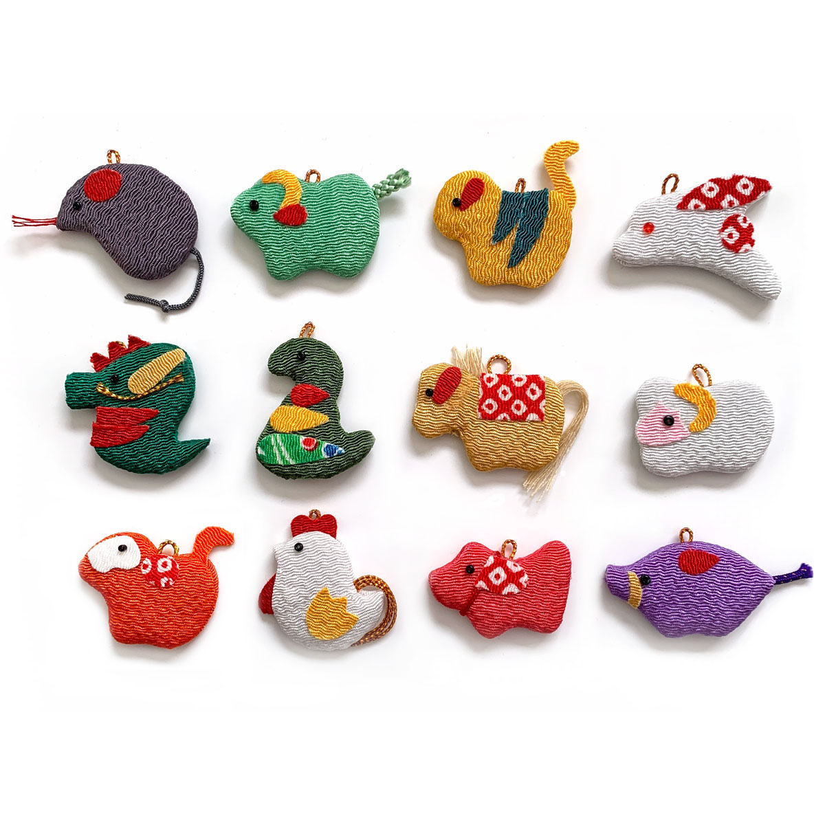 楽天市場】お正月飾りパーツ ちりめん細工 鏡餅（平面） : てづくり