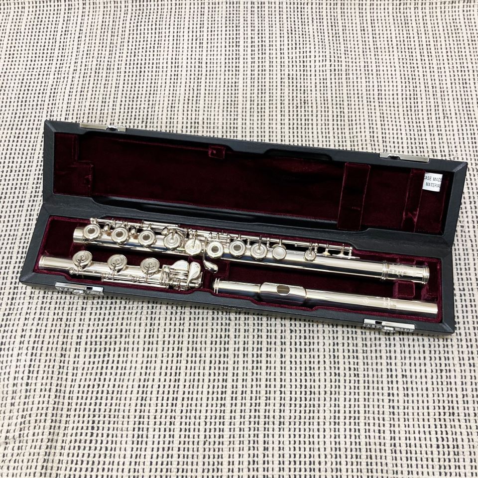 楽天市場】ヤマハ フルート YFL-814W YAMAHA カバードキィ C管