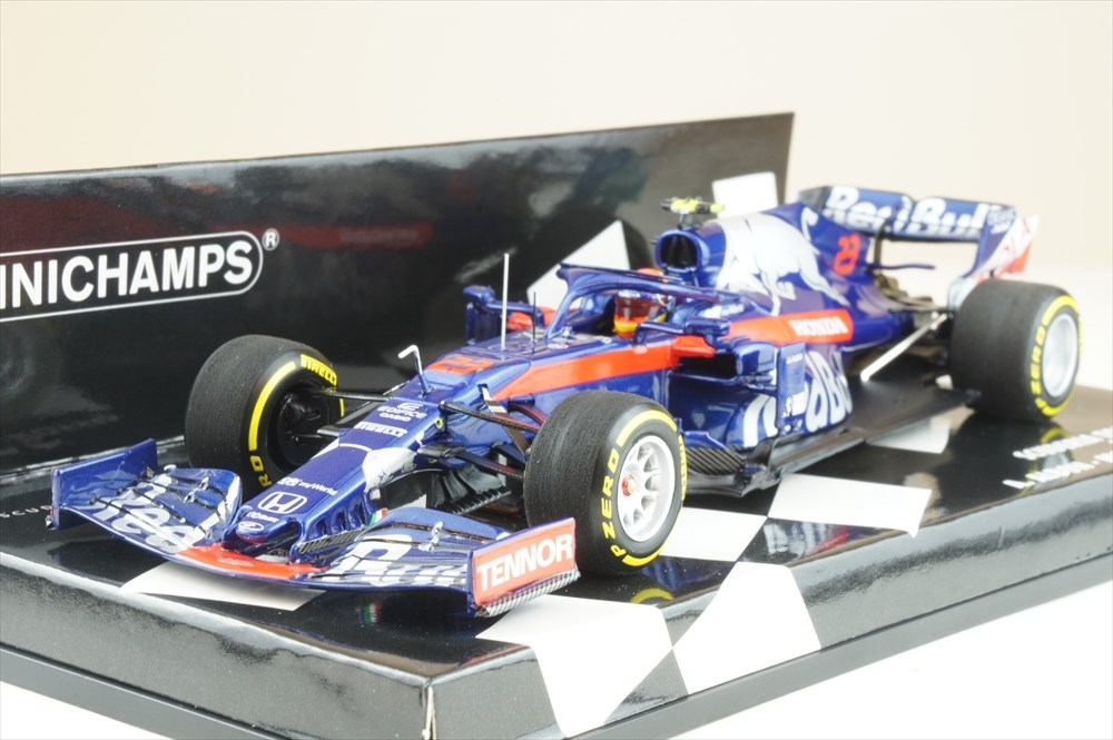 楽天市場】ミニチャンプス 1/43 スクーデリア トロロッソ ルノー STR10
