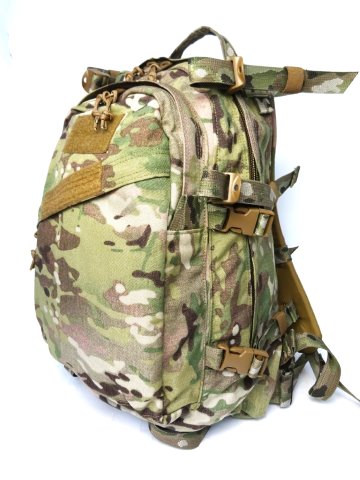 楽天市場】Eagle社 新型A-III MOLLEパック E)A-III-LC/MS : リスク