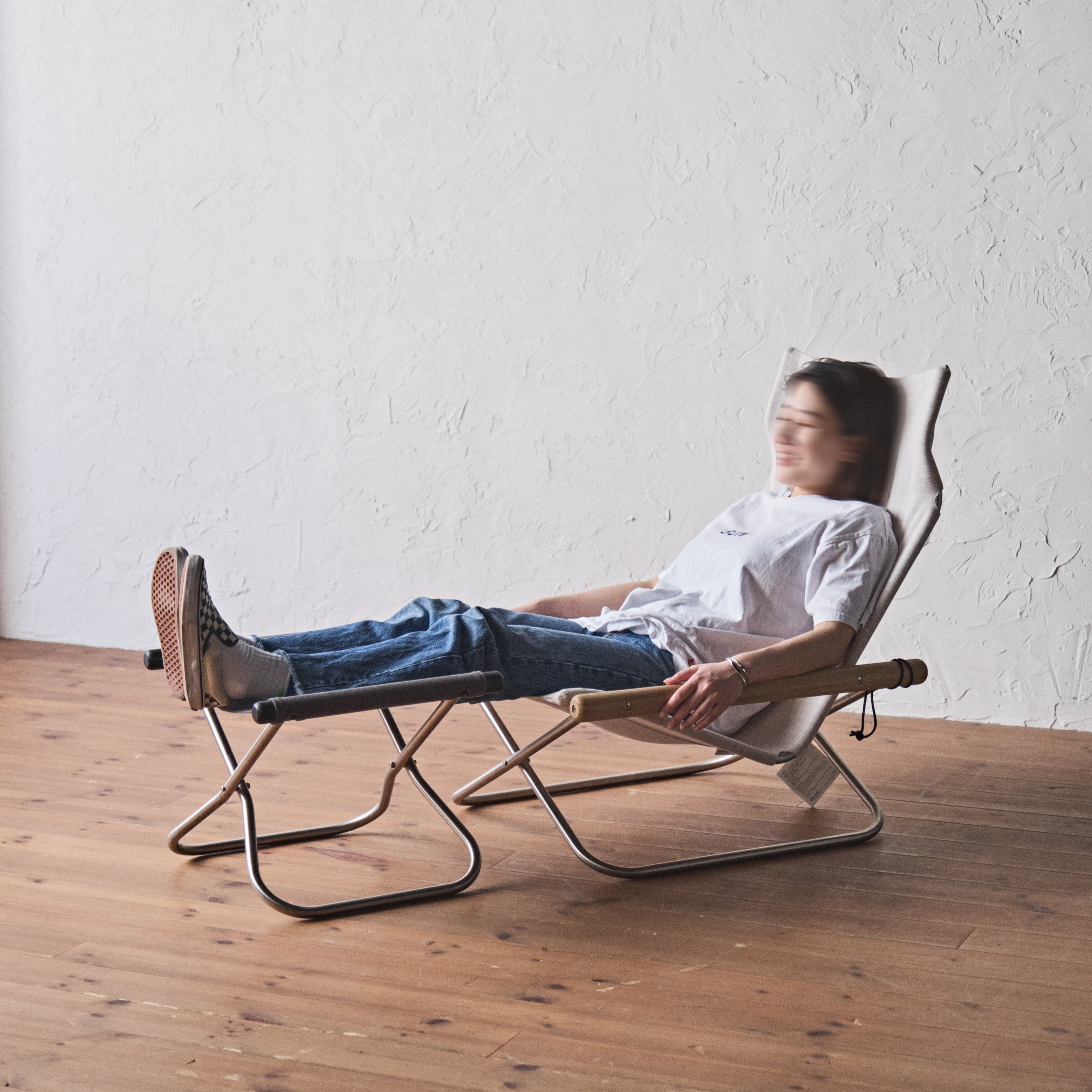 ニーチェア エックス シキリ (木部ソープフィニッシュ シートライト