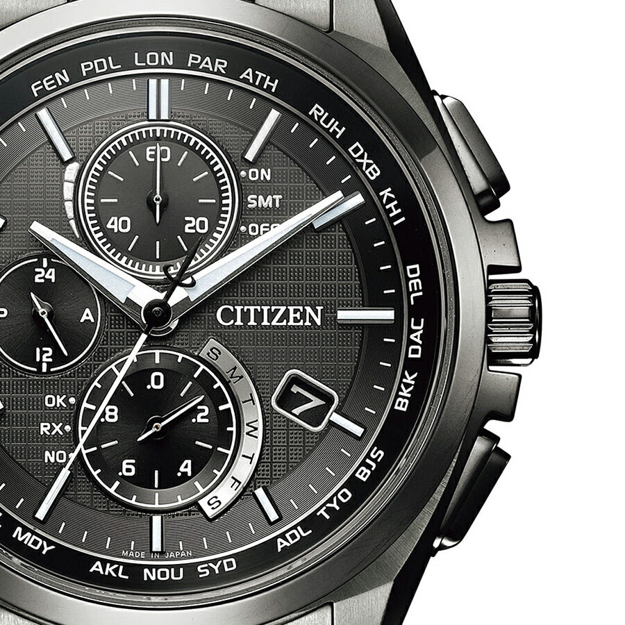 シチズン アテッサ ブラックチタン クロノグラフ ワールドタイム搭載