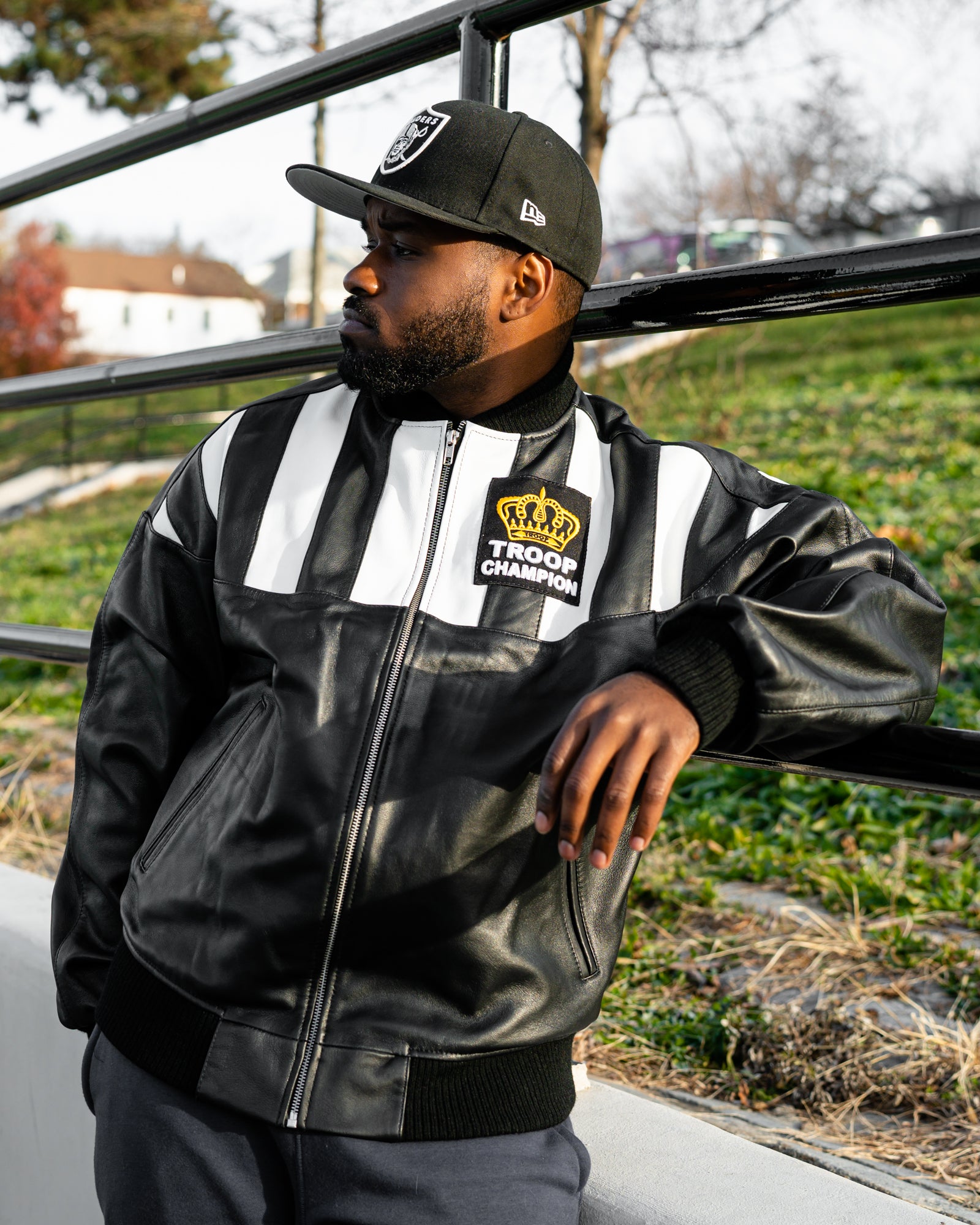 Troop Champion Leather Jacket Black/White - World of Troop