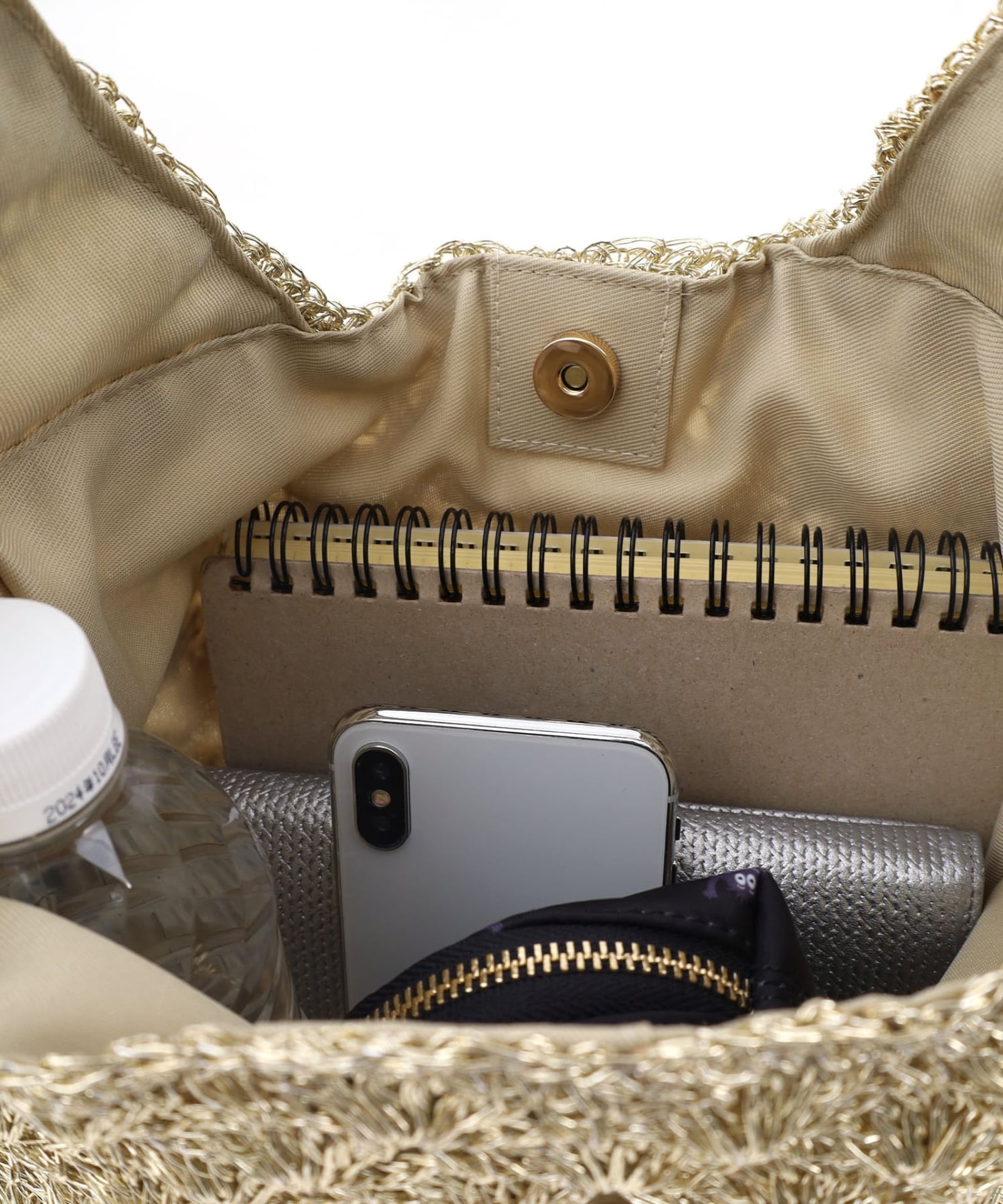 OUTLET SALE】ﾒﾀﾘｯｸ柄編みﾜﾝｼｮﾙﾀﾞｰﾊﾞｯｸﾞ | COO ONLINE