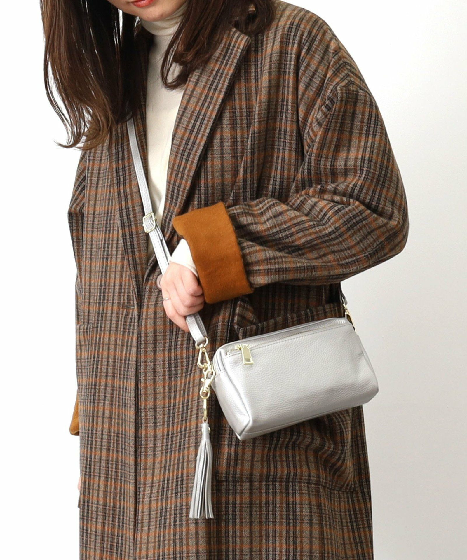 シュリンクレザー横型ミニショルダーバッグ 本革FG | COO ONLINE