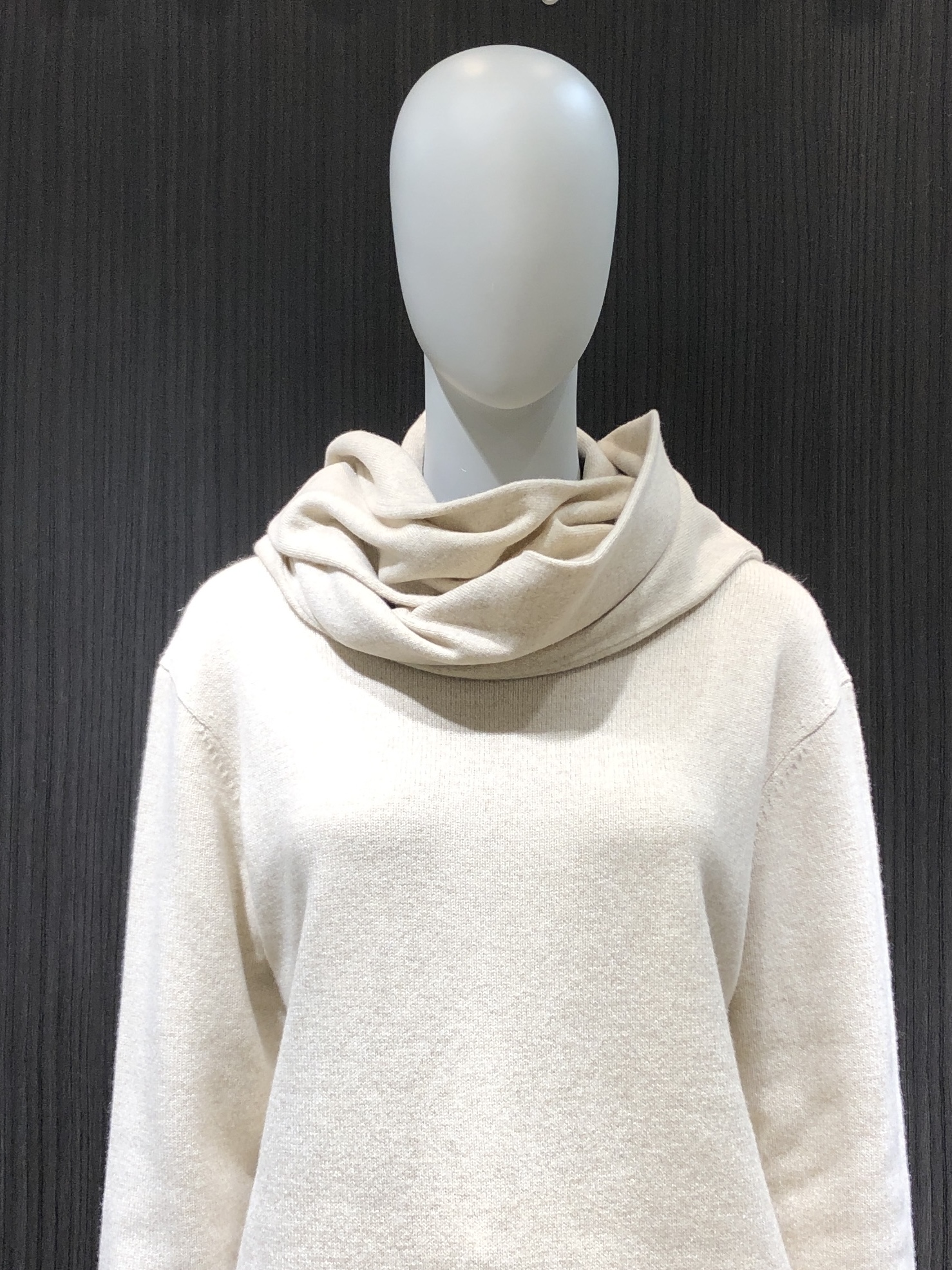 新作】フーディーストール付ニット | セオリーリュクス | 大丸札幌店