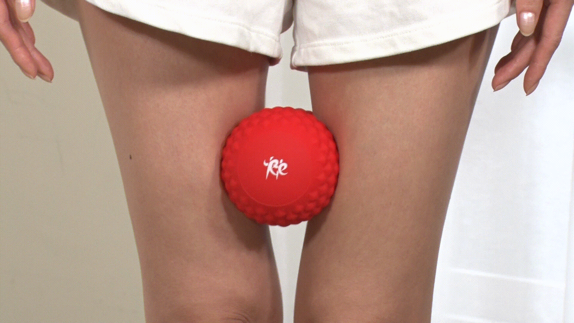 今 お得！】シェイプツインボール／振動マシン（5段階調整） | TBS