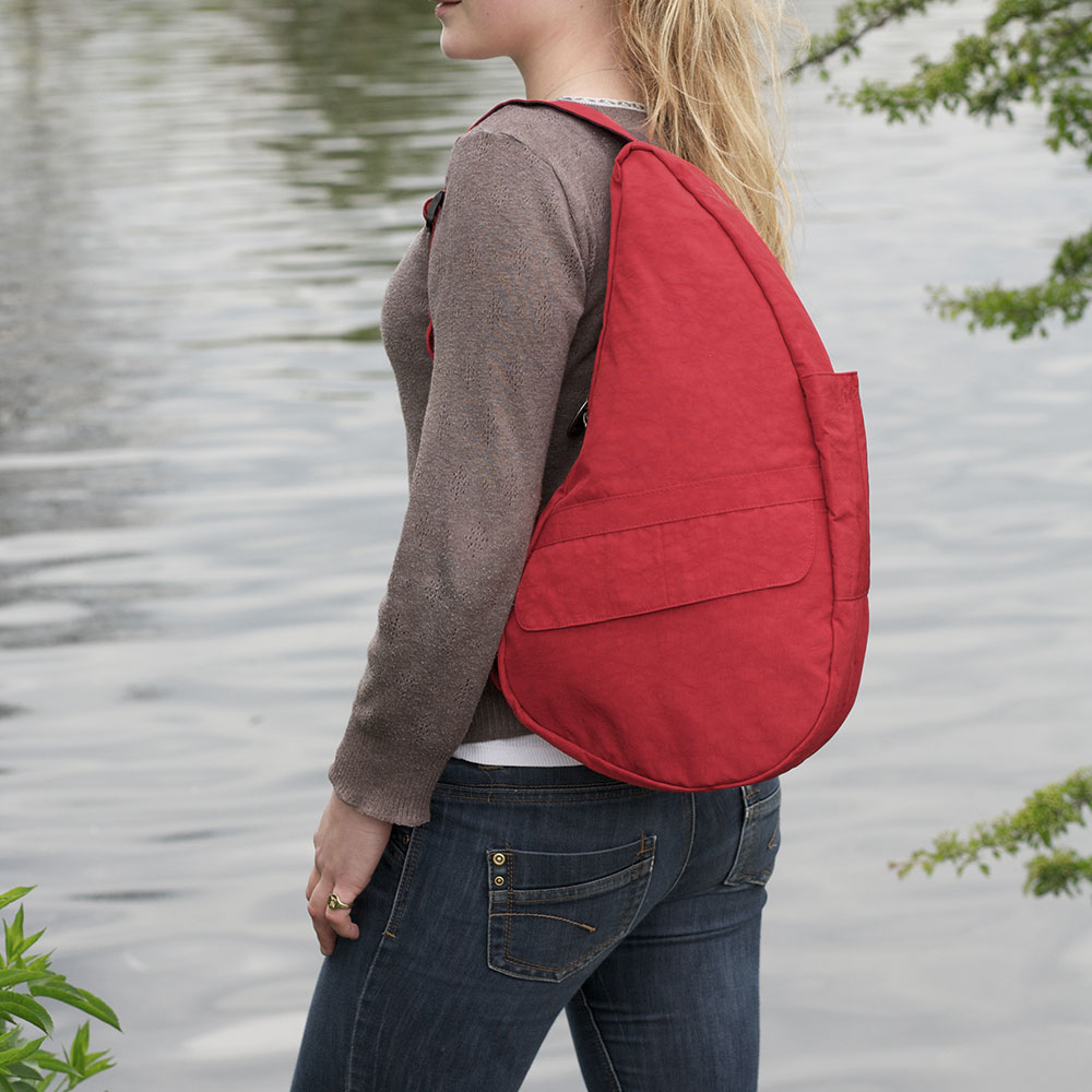 ヘルシーバックバッグ テクスチャードナイロン Mサイズ 6304（ﾚｯﾄﾞ）