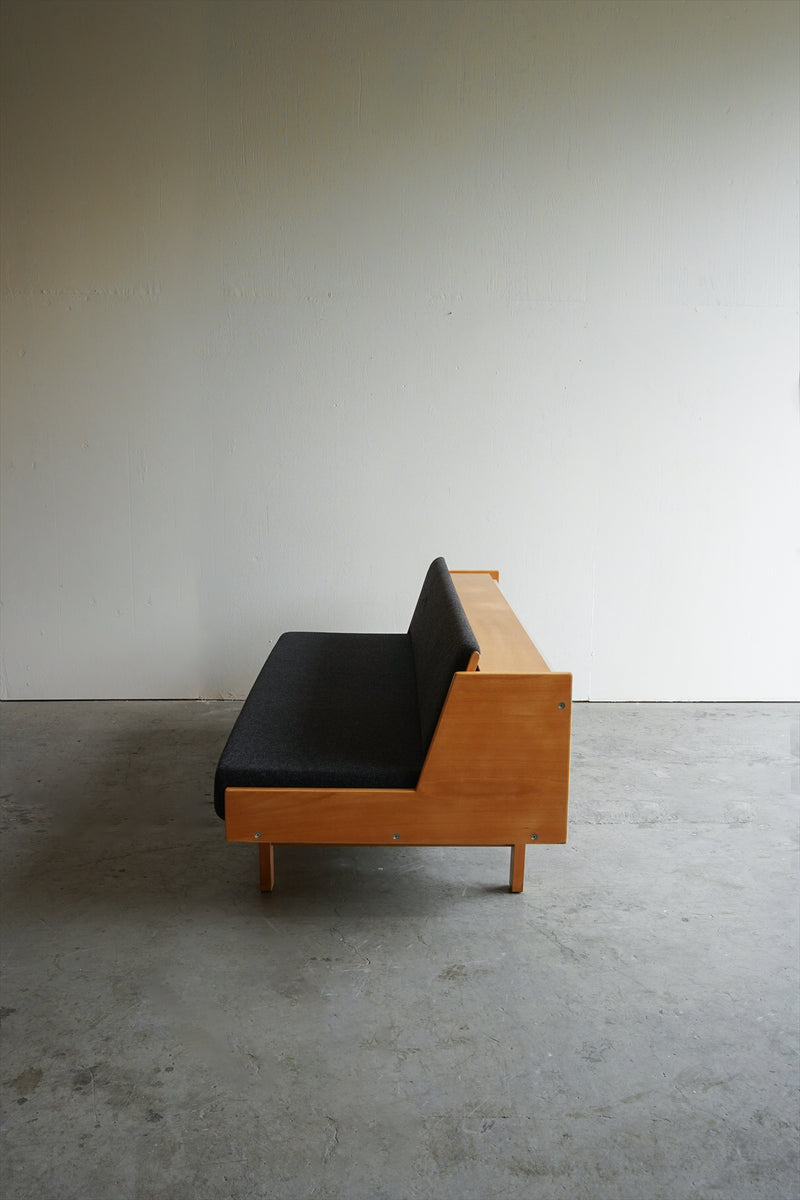GETAMA , Hans J. Wegner ファブリック デイベッド Denmark 大阪店