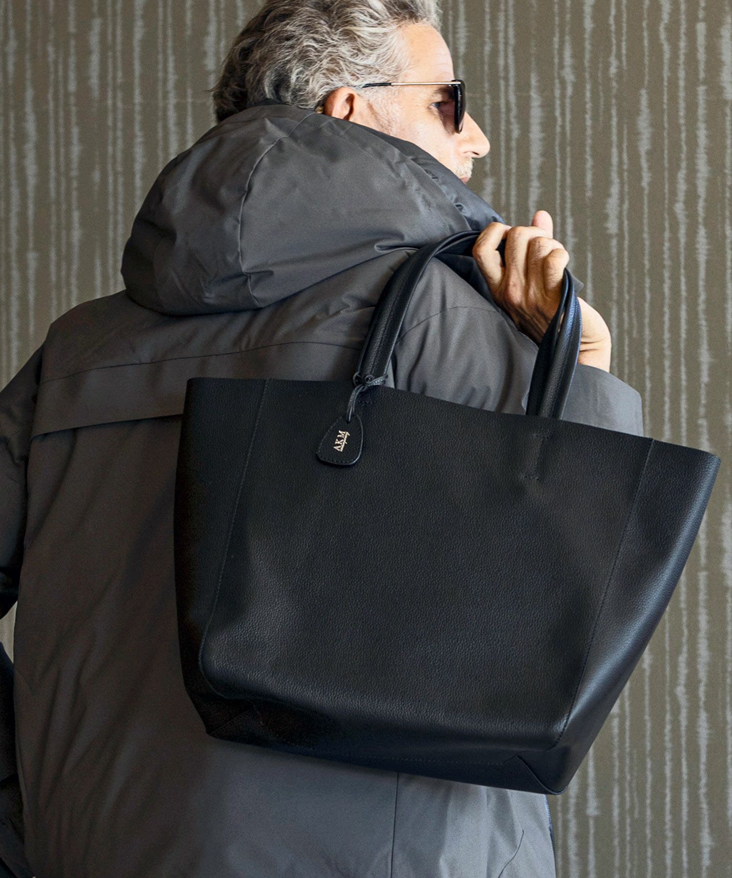 AKM Contemporary(エイケイエムコンテンポラリー)レザートートバッグ