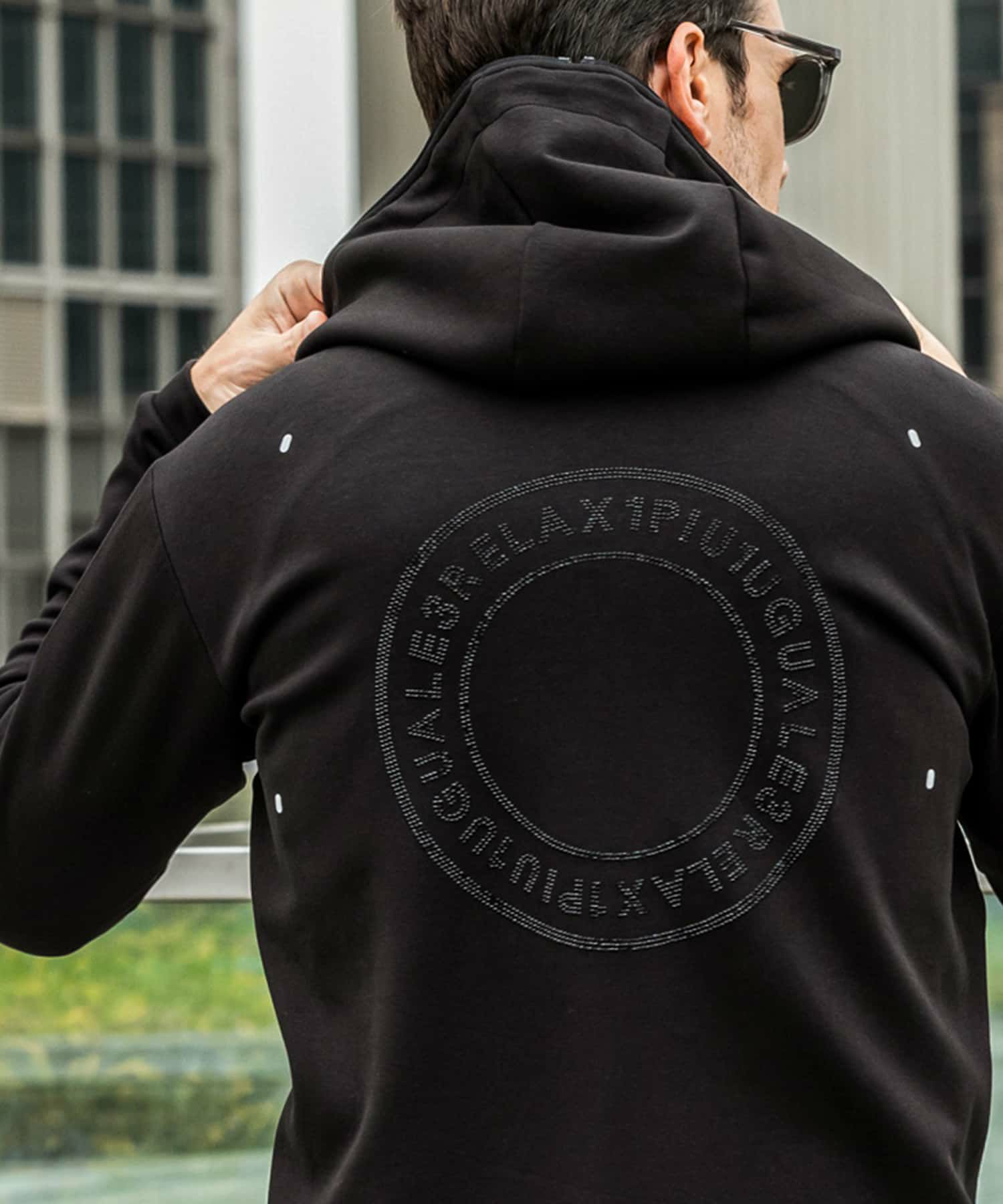 1PIU1UGUALE3 RELAX(ウノピゥウノウグァーレトレ リラックス)ライン