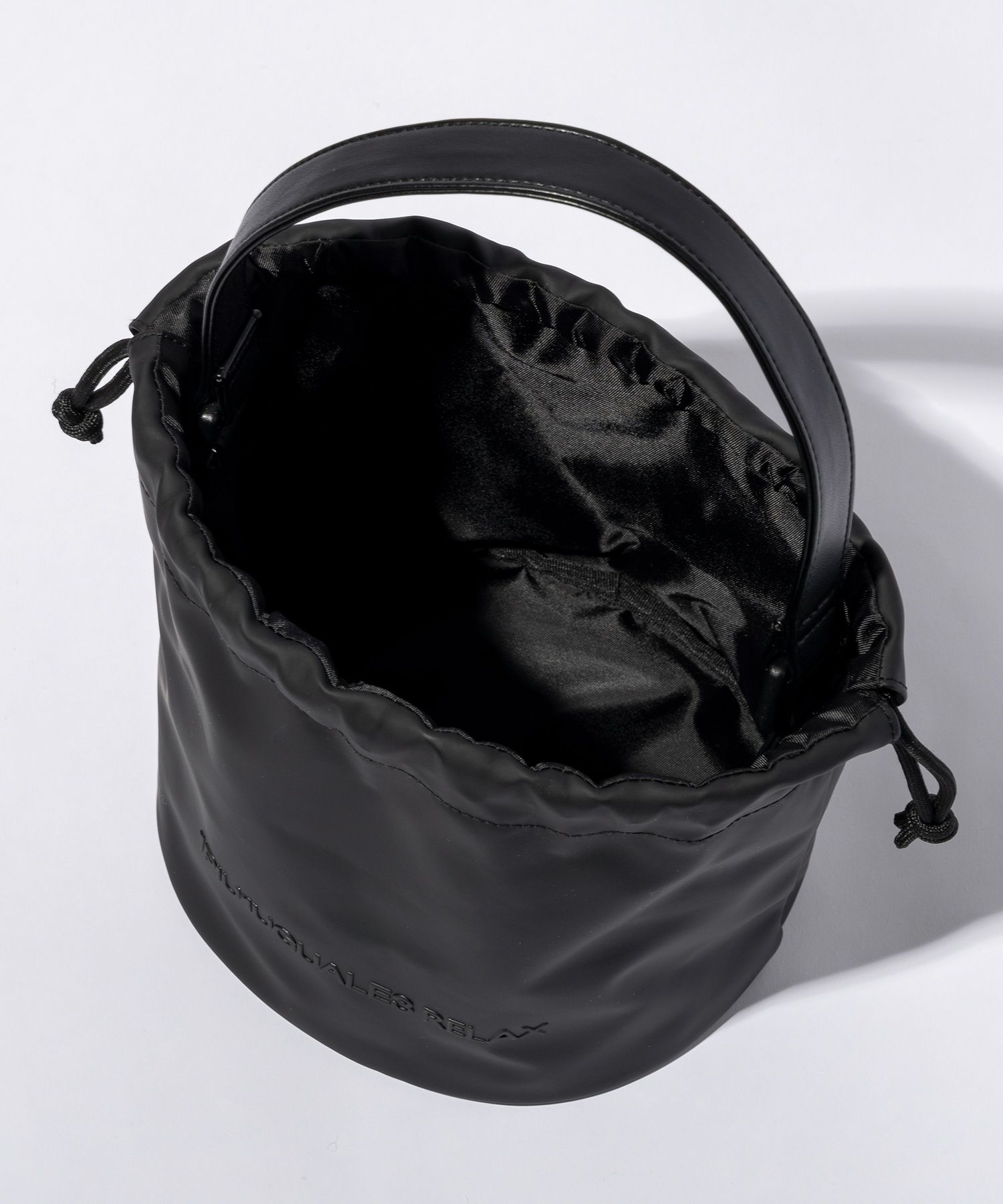 1PIU1UGUALE3 RELAX(ウノピゥウノウグァーレトレ リラックス