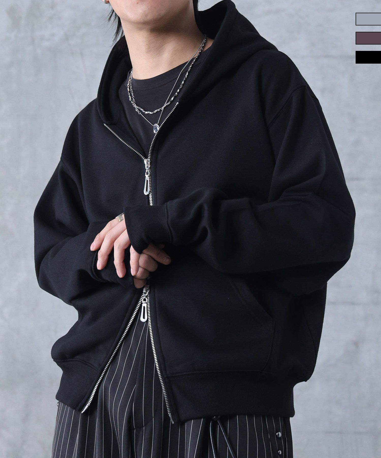 Confirm(コンファーム)サムホール フルジップフーディ メンズ