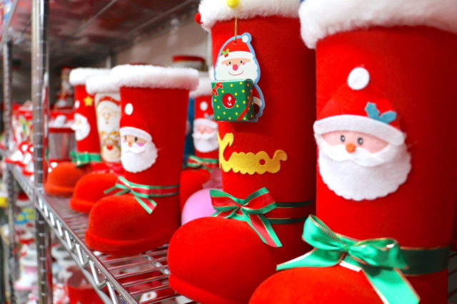 クリスマスブーツは滋賀県生まれ！発祥の地・草津の老舗会社を訪ねまし