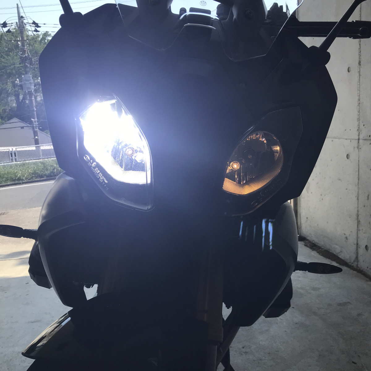 BMW R1200RS LED HEADLIGHT – 「しまりす堂」情報BOX
